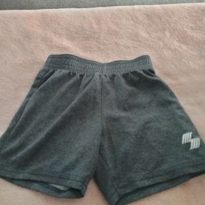 Kids sports shorts